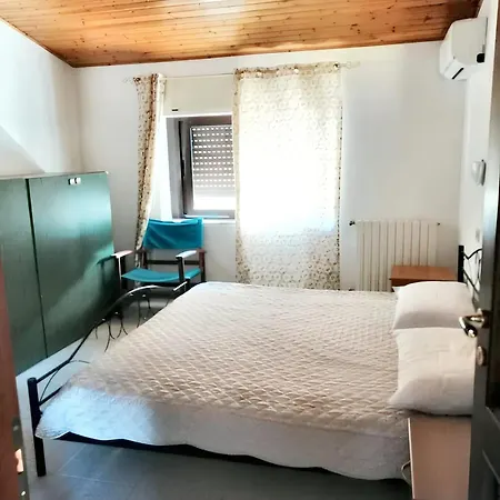아파트 2 Bedrooms With Balcony At